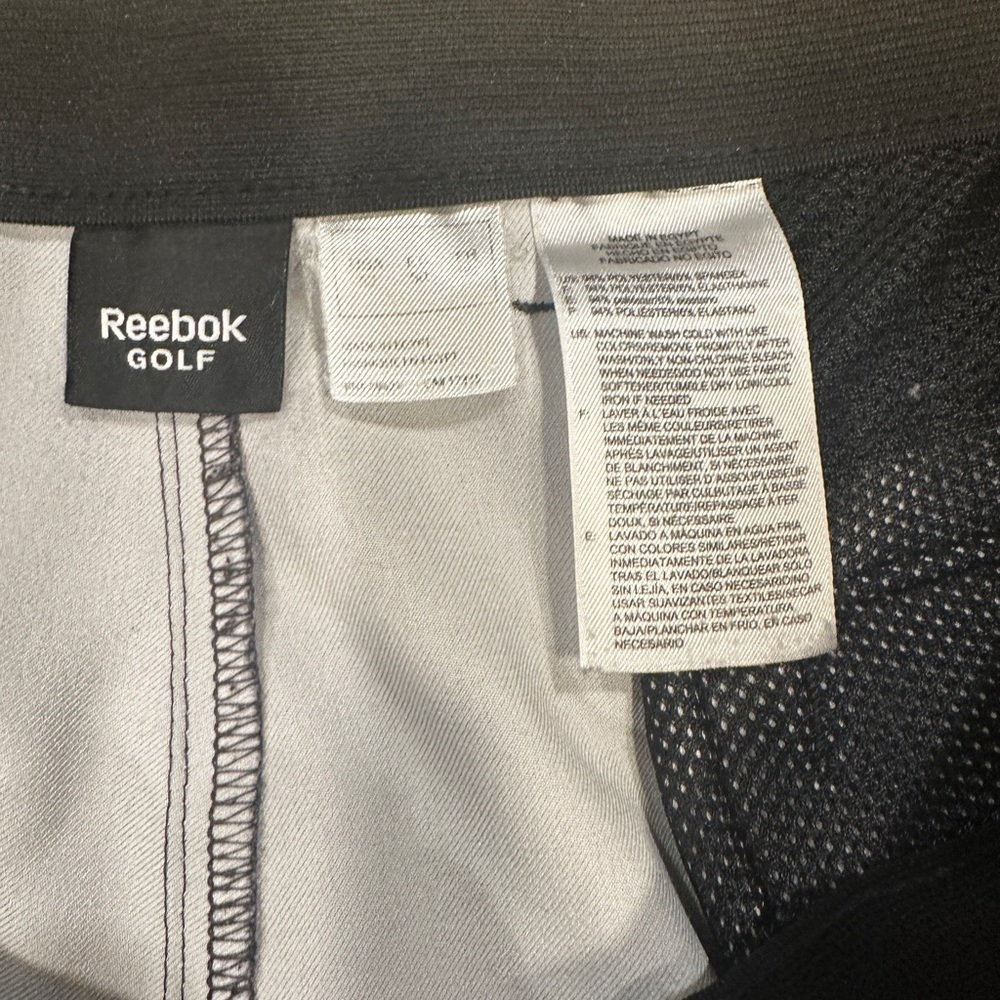 Reebok Black Flat Front Shorts Lightweight Casual Wear - Picture 2 of 4